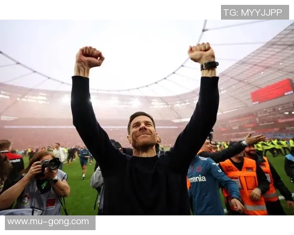 欧冠激战：皇马凭借帽子戏法力克波尔图全场沸腾