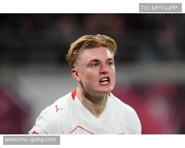 欧冠激战曼联大胜莱比锡点球大战瞬间点燃全场激情与十大精彩进球回顾