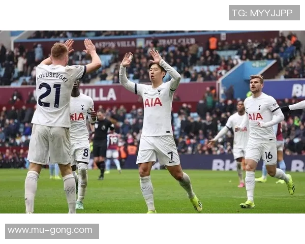 热刺逆转利物浦国王杯精彩对决四进球神扑瞬间引发全场狂欢 热刺逆转利物浦国王杯精彩对决四进球神扑瞬间引发全场狂欢