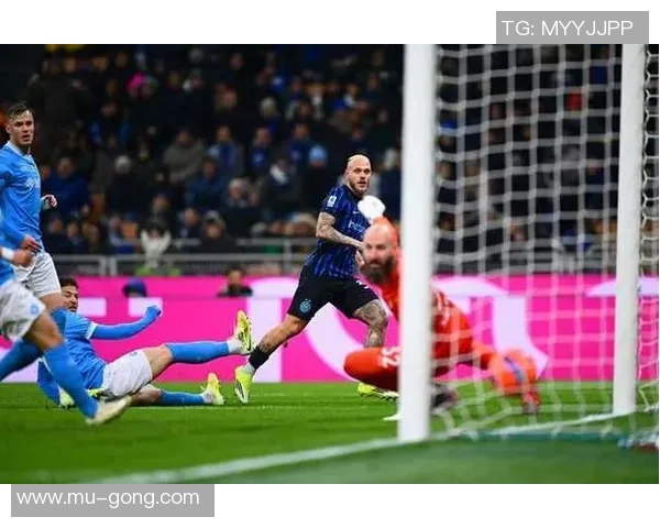 西甲精彩对决AC米兰与波尔图激战成平红牌事件引发全场热议