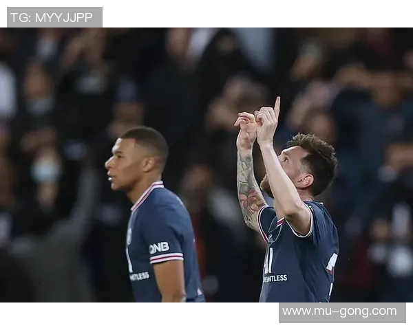 中超焦点战平巴黎圣日耳曼与莱比锡乌龙球瞬间引发全场热议